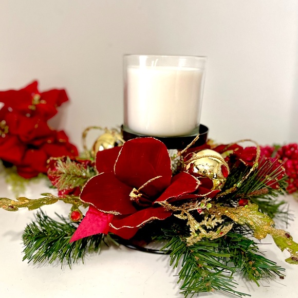 Christmas holiday candle holder. - NEW ITEM - Picture 1 of 7